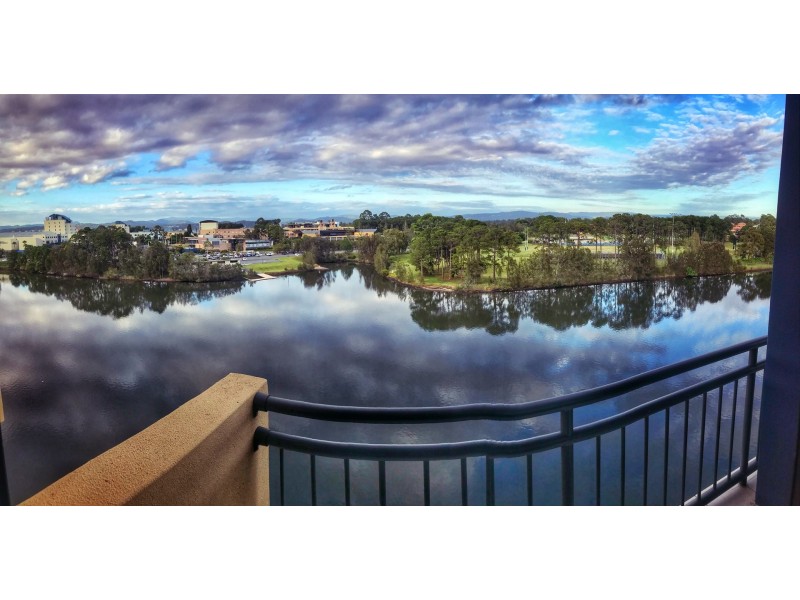 517/25 Lake Orr Drive, Varsity Lakes QLD 4227