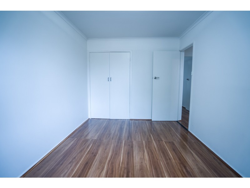 9/52-54 King George Pde, Dandenong North VIC 3175