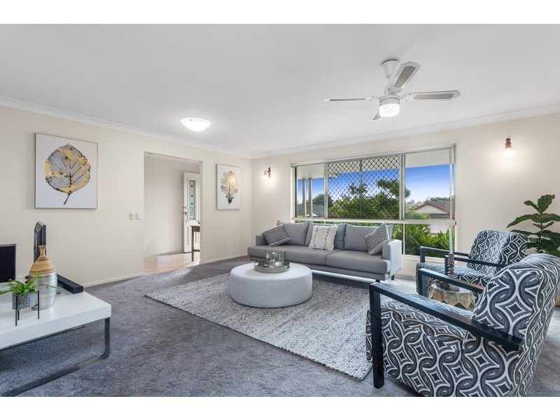 40 Kurrajong Drive, Warner QLD 4500