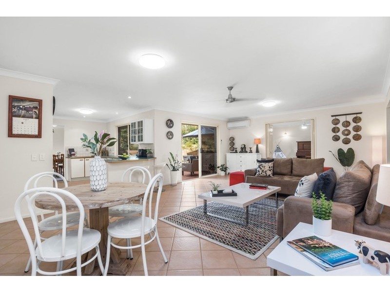 40 Kurrajong Drive, Warner QLD 4500