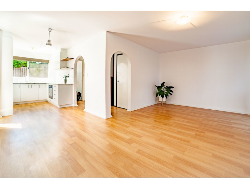 6/64 Comer Street, Como WA 6152
