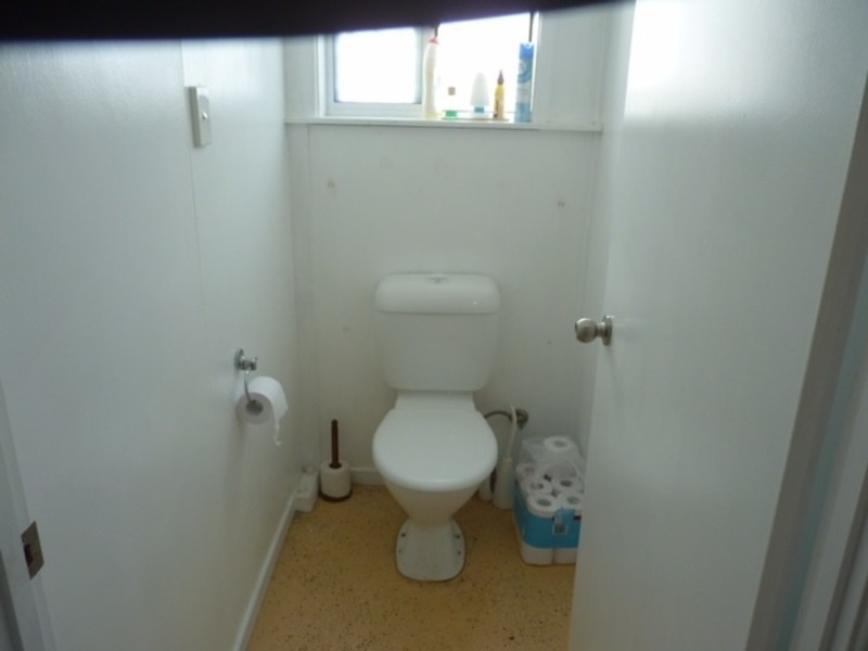 1 Taylor Street, Tully Heads QLD 4854