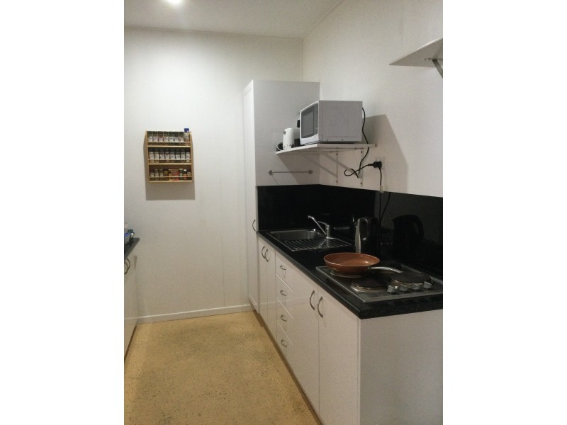 1 Taylor Street, Tully Heads QLD 4854