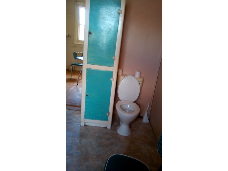 61 Young Street, Oaklands NSW 2646