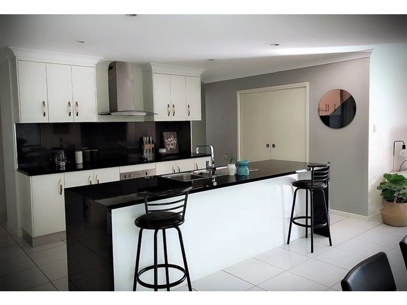 35 Hastings Street, Ooralea QLD 4740