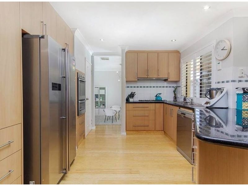 3 Windward Close, Safety Bay WA 6169