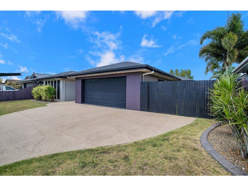 22 Monash Way, Ooralea QLD 4740