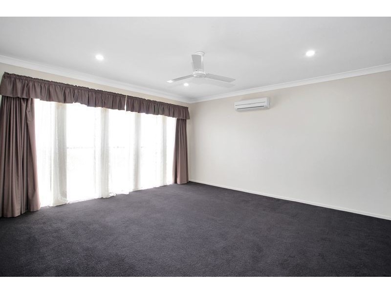 22 Monash Way, Ooralea QLD 4740