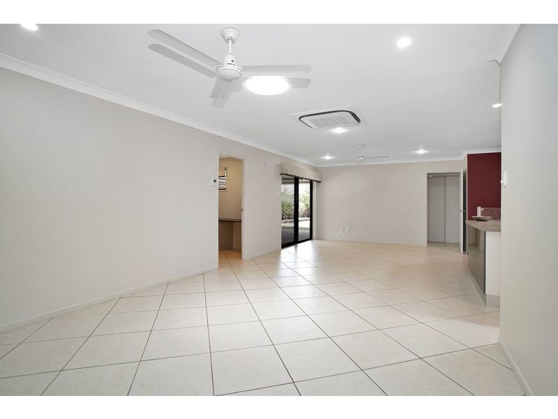 22 Monash Way, Ooralea QLD 4740
