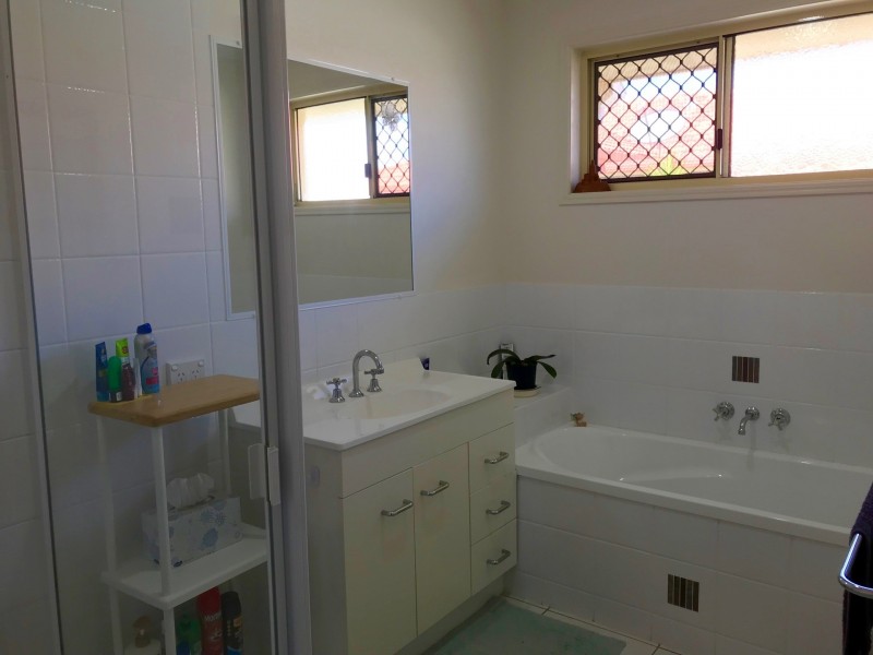 51 Bounty Circuit, Eli Waters QLD 4655