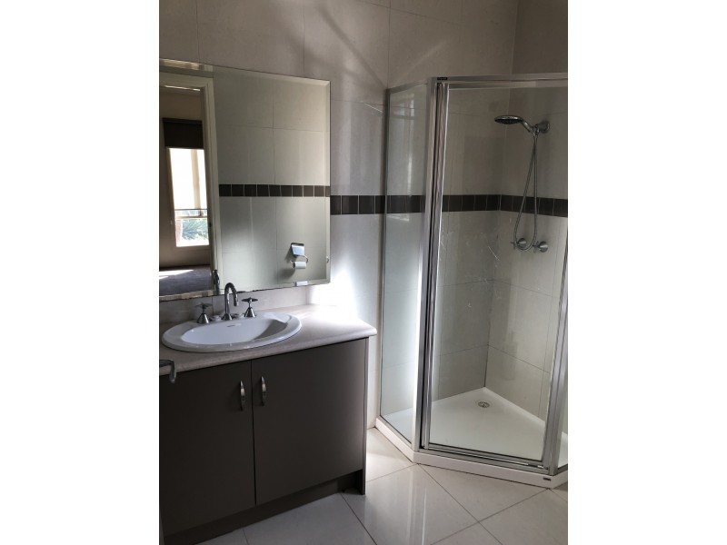 2/7 Conway Court, Boronia VIC 3155