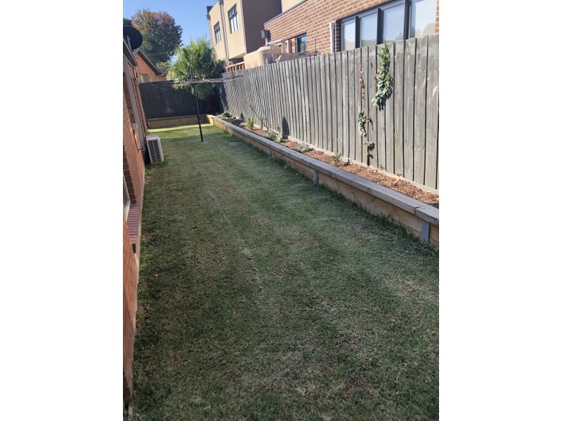 2/7 Conway Court, Boronia VIC 3155