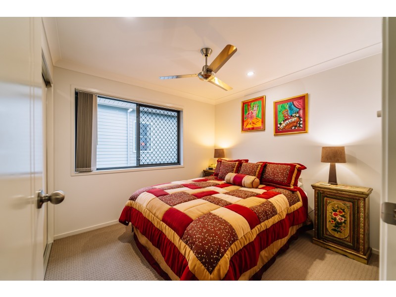 24 Brampton Crescent, Springfield Lakes QLD 4300