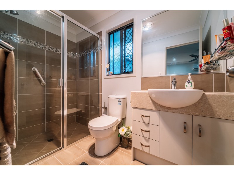 24 Brampton Crescent, Springfield Lakes QLD 4300
