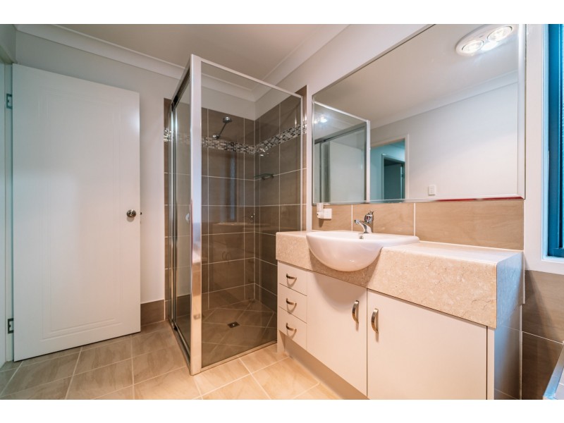 24 Brampton Crescent, Springfield Lakes QLD 4300