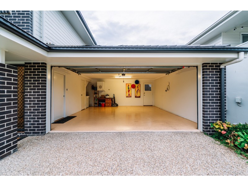 24 Brampton Crescent, Springfield Lakes QLD 4300