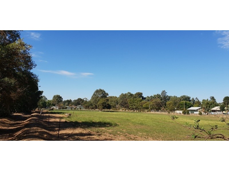 9 Palmer Road, Kyvalley VIC 3621