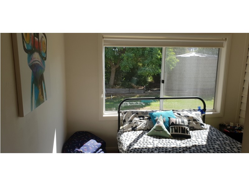 9 Palmer Road, Kyvalley VIC 3621