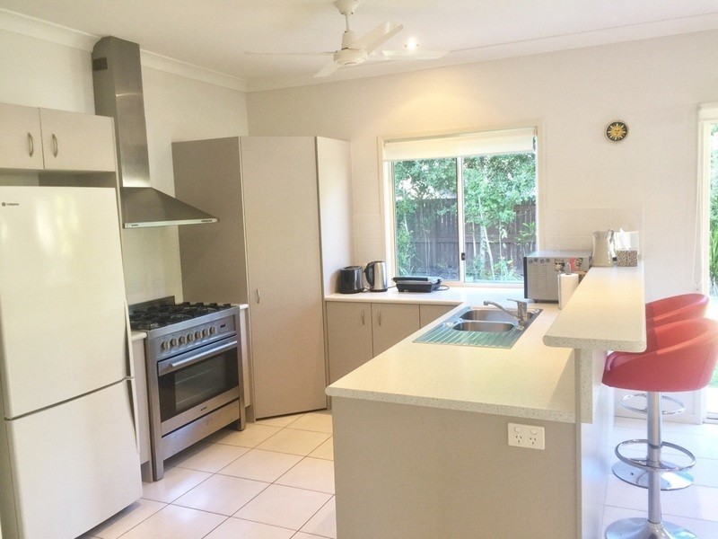 17 Jacksonia Place, Noosaville QLD 4566