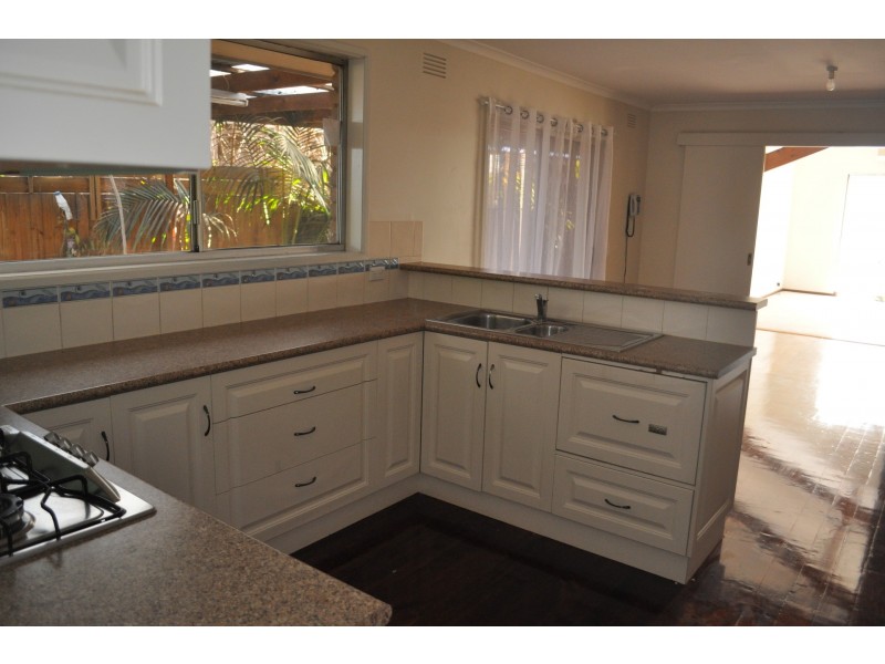 22 Melva Crescent, Whittington VIC 3219