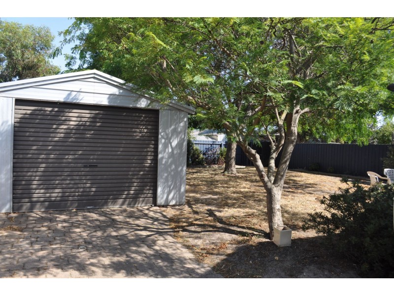 22 Melva Crescent, Whittington VIC 3219