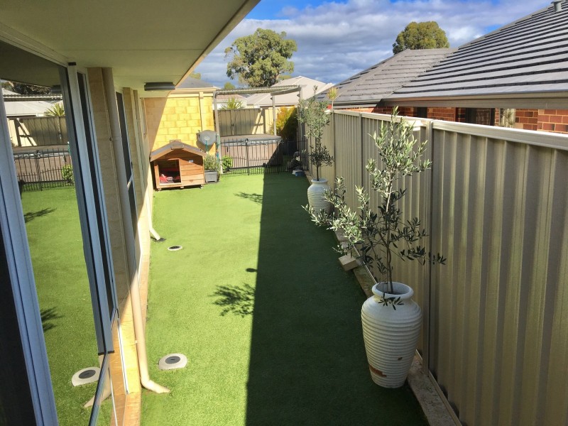 5 Dearwood Glade, Meadow Springs WA 6210