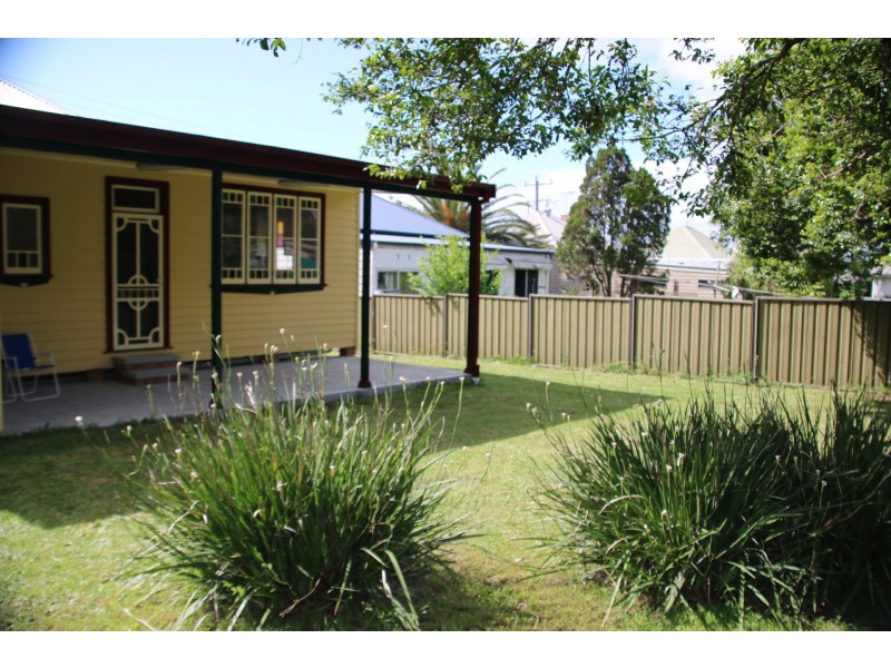 9 Sparke Street, Georgetown NSW 2298