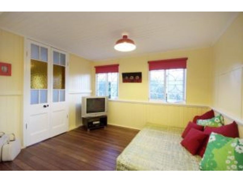 20 Morehead Street, Bungalow QLD 4870