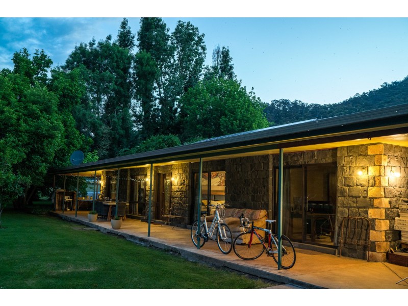 80 Bonds Road, Nariel Valley VIC 3707