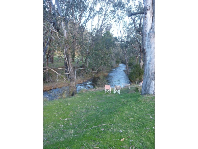 80 Bonds Road, Nariel Valley VIC 3707