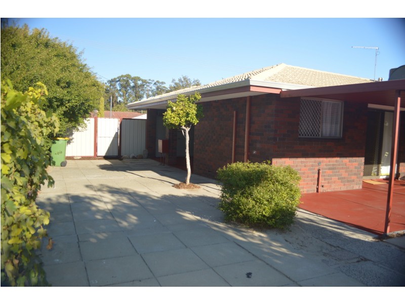 95 PARTRIDGE WAY, Thornlie WA 6108