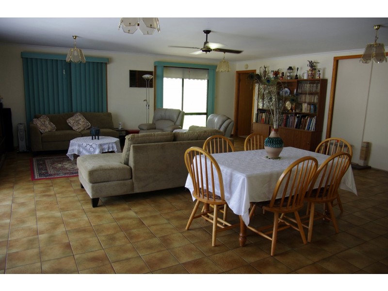 7 Simpson Avenue, Rupanyup VIC 3388