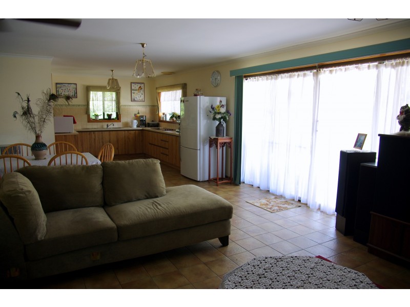 7 Simpson Avenue, Rupanyup VIC 3388