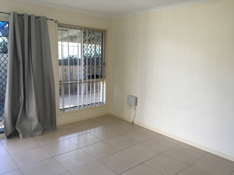 2/21 Seabiscuit Crescent, Kallangur QLD 4503