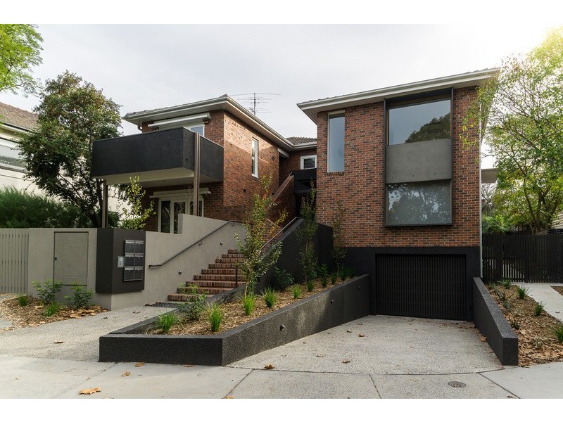 1/12 Essex Street, Glen Iris VIC 3146