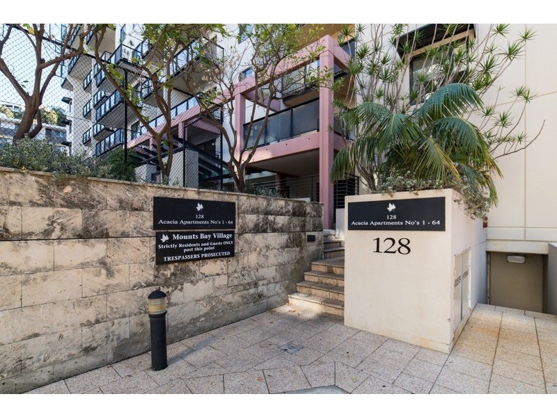 2/128 Mounts Bay Rd, Perth WA 6000