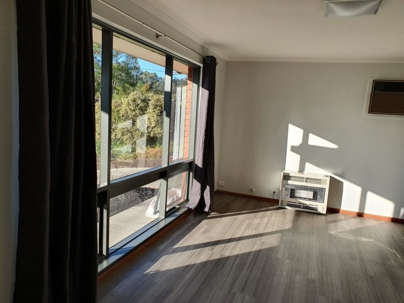 22 Jordan Ave, Happy Valley SA 5159