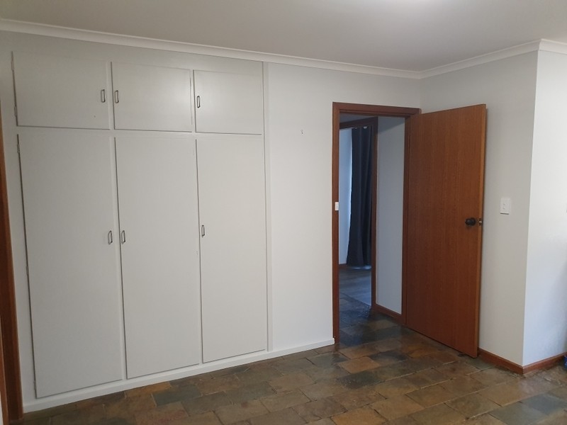 22 Jordan Ave, Happy Valley SA 5159