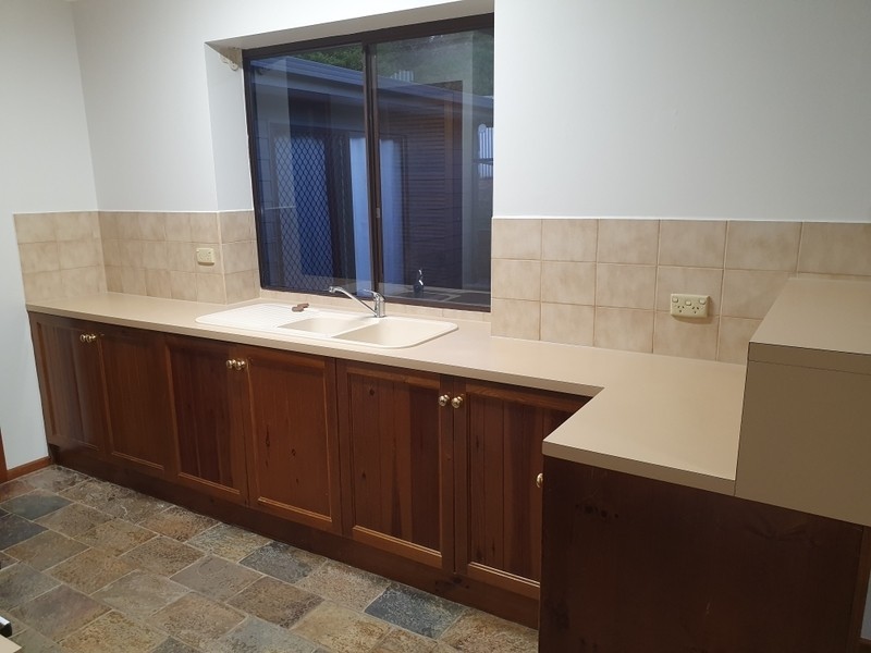 22 Jordan Ave, Happy Valley SA 5159