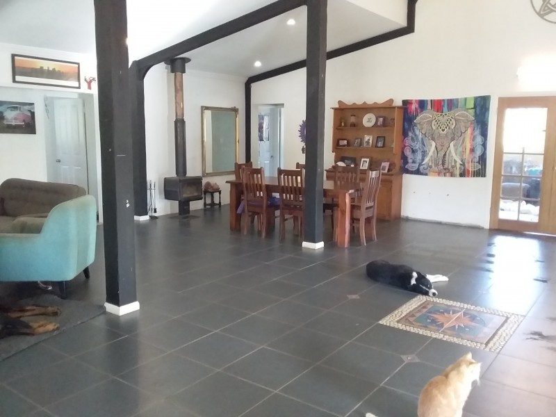 380 Settlement Road, Horse Camp QLD 4671