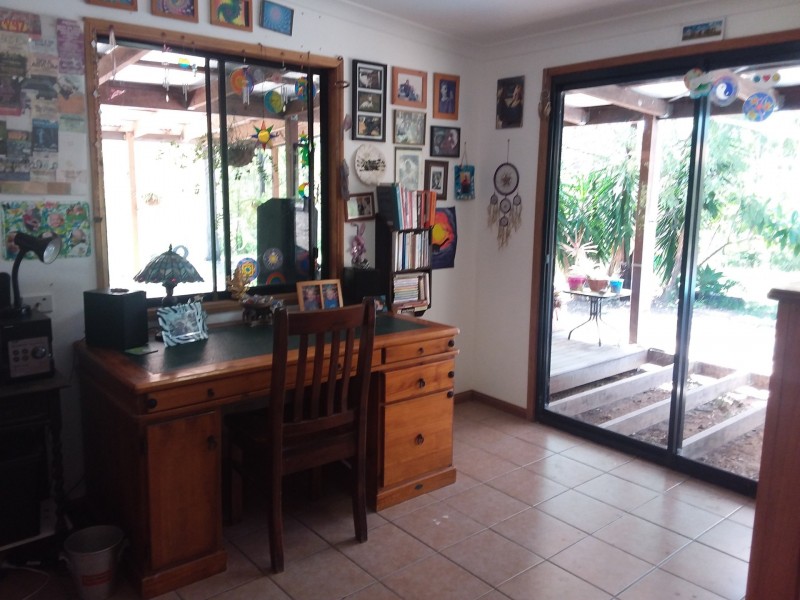 380 Settlement Road, Horse Camp QLD 4671