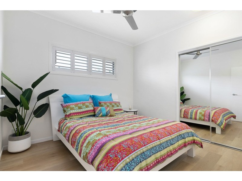 15 Lady Nelson Drive, Eli Waters QLD 4655