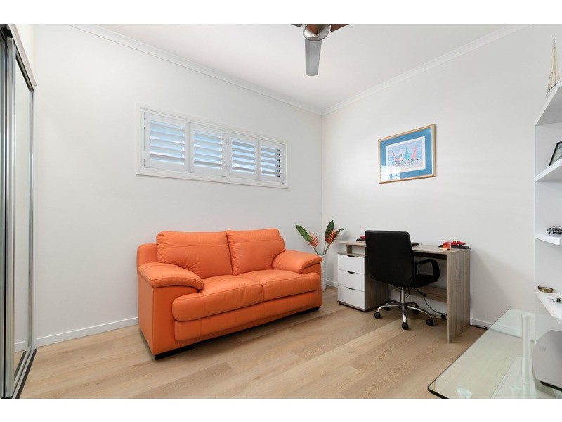 15 Lady Nelson Drive, Eli Waters QLD 4655