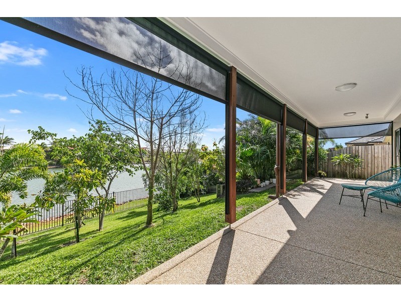 15 Lady Nelson Drive, Eli Waters QLD 4655