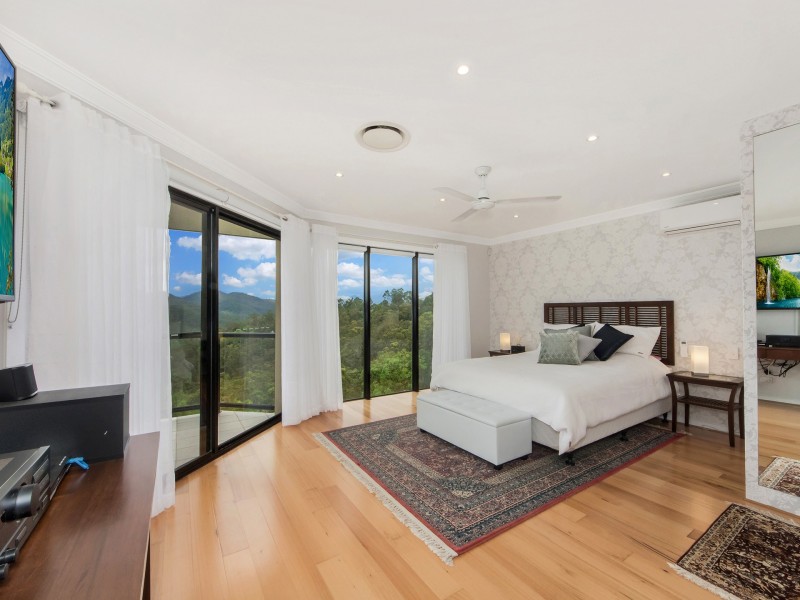 144 Strawberry Road, Mudgeeraba QLD 4213