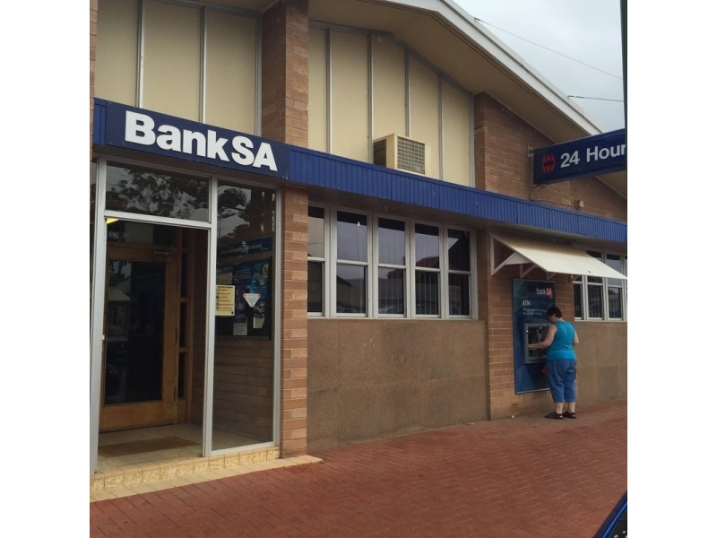 15 Main Street, Cowell SA 5602