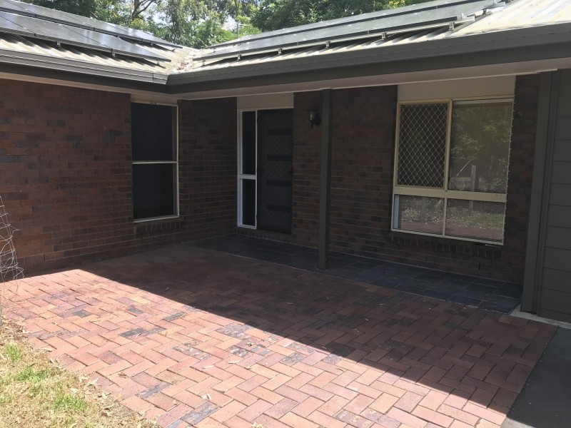 2 Lynanda Court, Caboolture QLD 4510