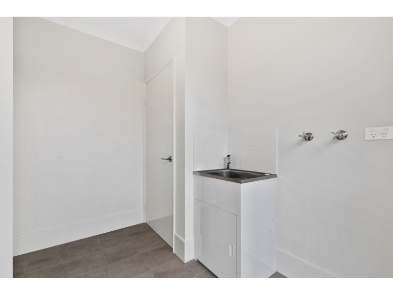 8B Eversley St, Balcatta WA 6021