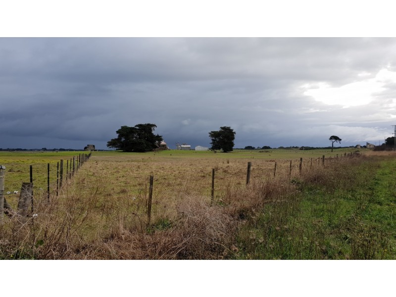 363 FINGERBOARD ROAD, Port Fairy VIC 3284