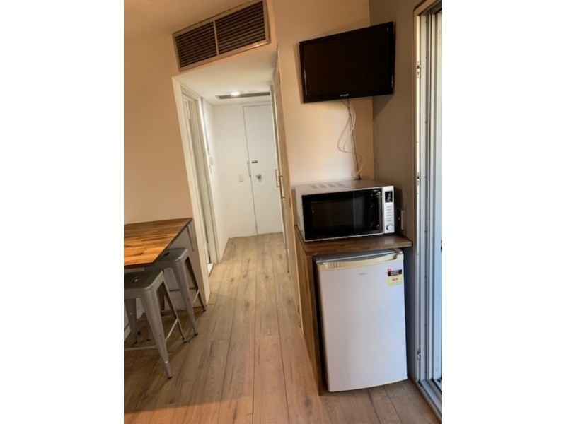 116/2 Barney Street, Southport QLD 4215